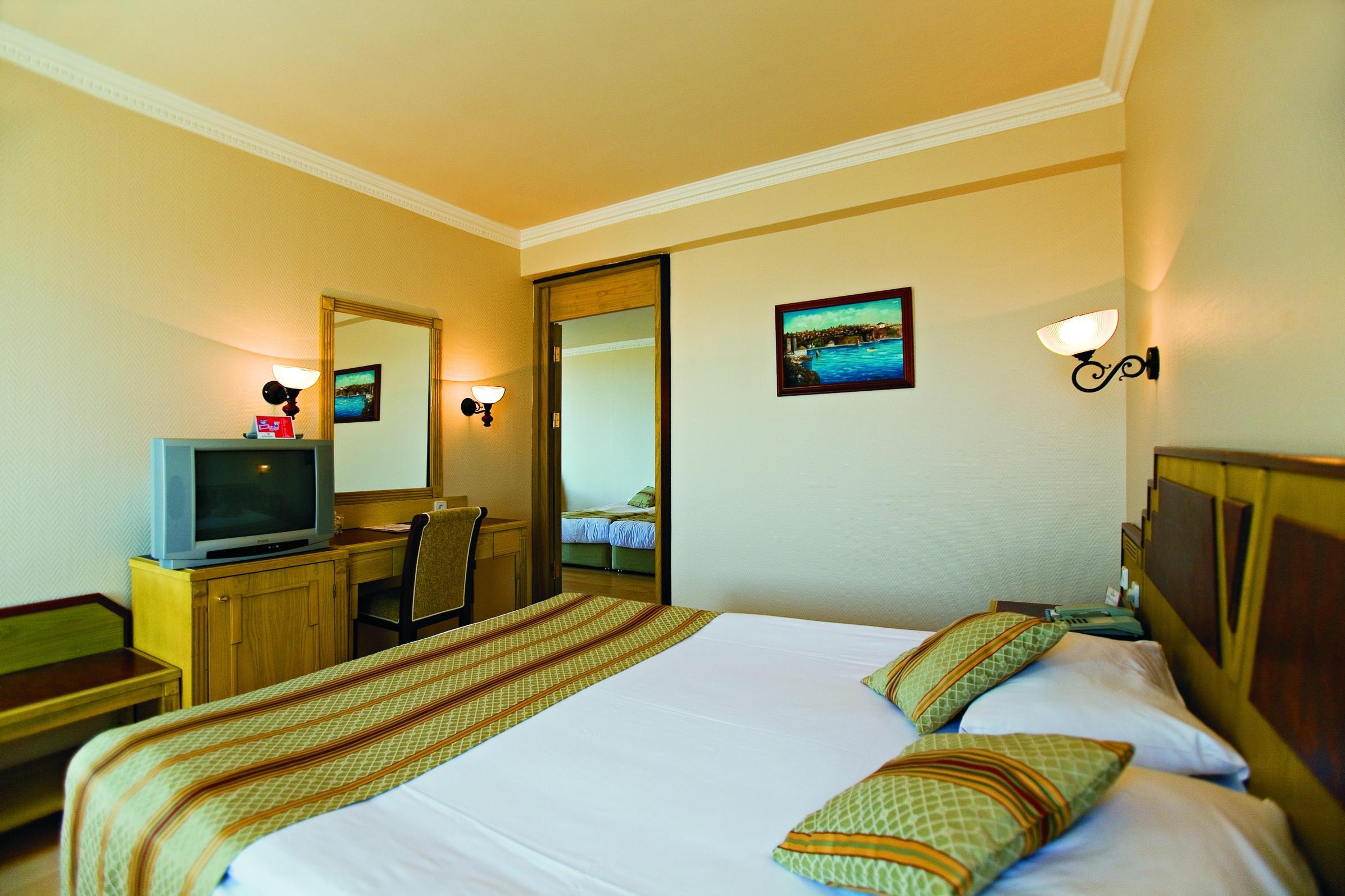 סייד Nova Park Hotel מראה חיצוני תמונה